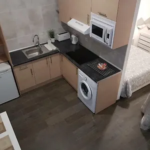 Apartment Bonito Apto Barrio Del Pilar Smart Fit Madrid