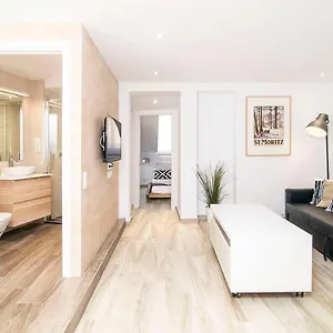Apartment Center Next Plaza Mayor By Batuecas