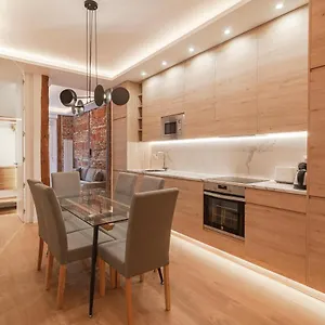 Apartment Luxury Flat Chamberi Iii *