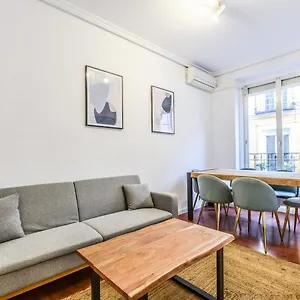 Apartamento 6 Personas En Plaza De Lavapies