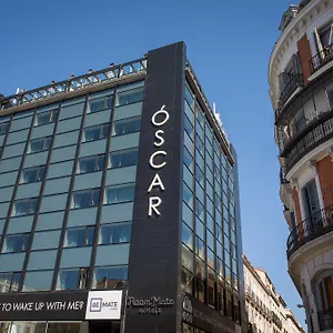 Mate Oscar, Hotel 3*