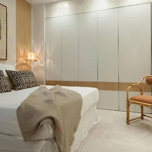 Apartamento De Diseno En Neptuno Apartment Madrid