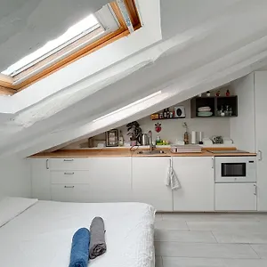 Apartment Little Sky Madrid